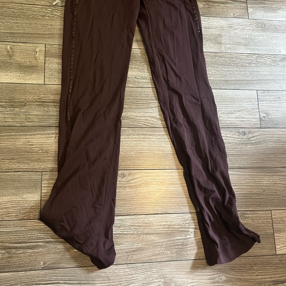 Lululemon Pants Size 6 - Picture 1 of 3